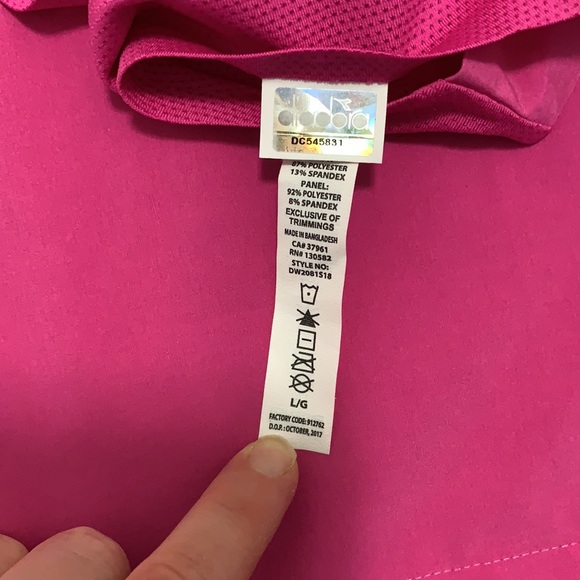 Diadora workout shorts and tank top - Picture 8 of 10